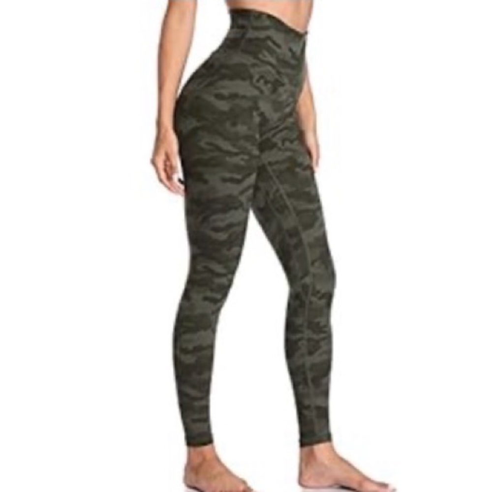 High-Waisted Camo Leggings - Olive Green